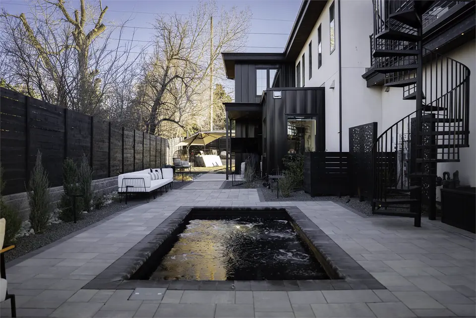 The plunge pool by day