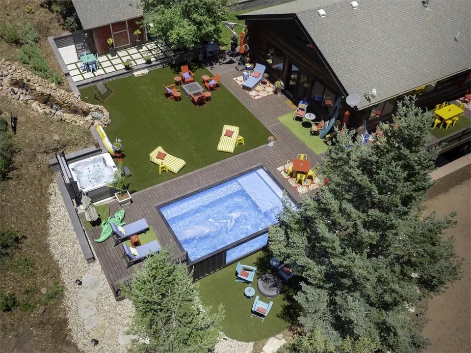 Pine Ridge Retreat from above